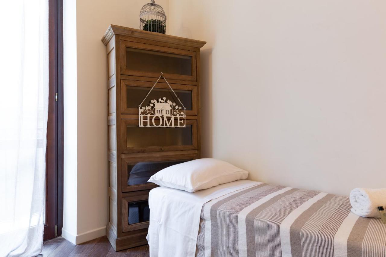 Quattro Canti Charming Flat Palermo Exterior foto